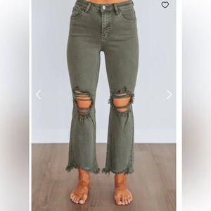 Wildoak pants size 29. Never worn. No tags